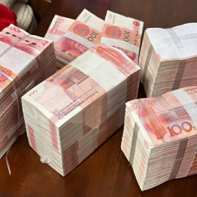 郑州要账公司成功调解为31名农民工追回被拖欠的工资共计45万余元